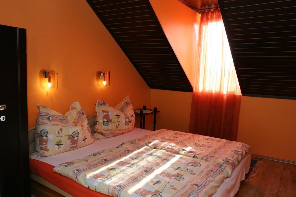 Edina Apartman Zalakaros Room photo